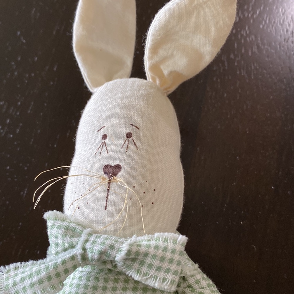2012 #2271 Darlington Beanbag Bunny Primitive Garden Stump Doll! - Picture 3 of 10